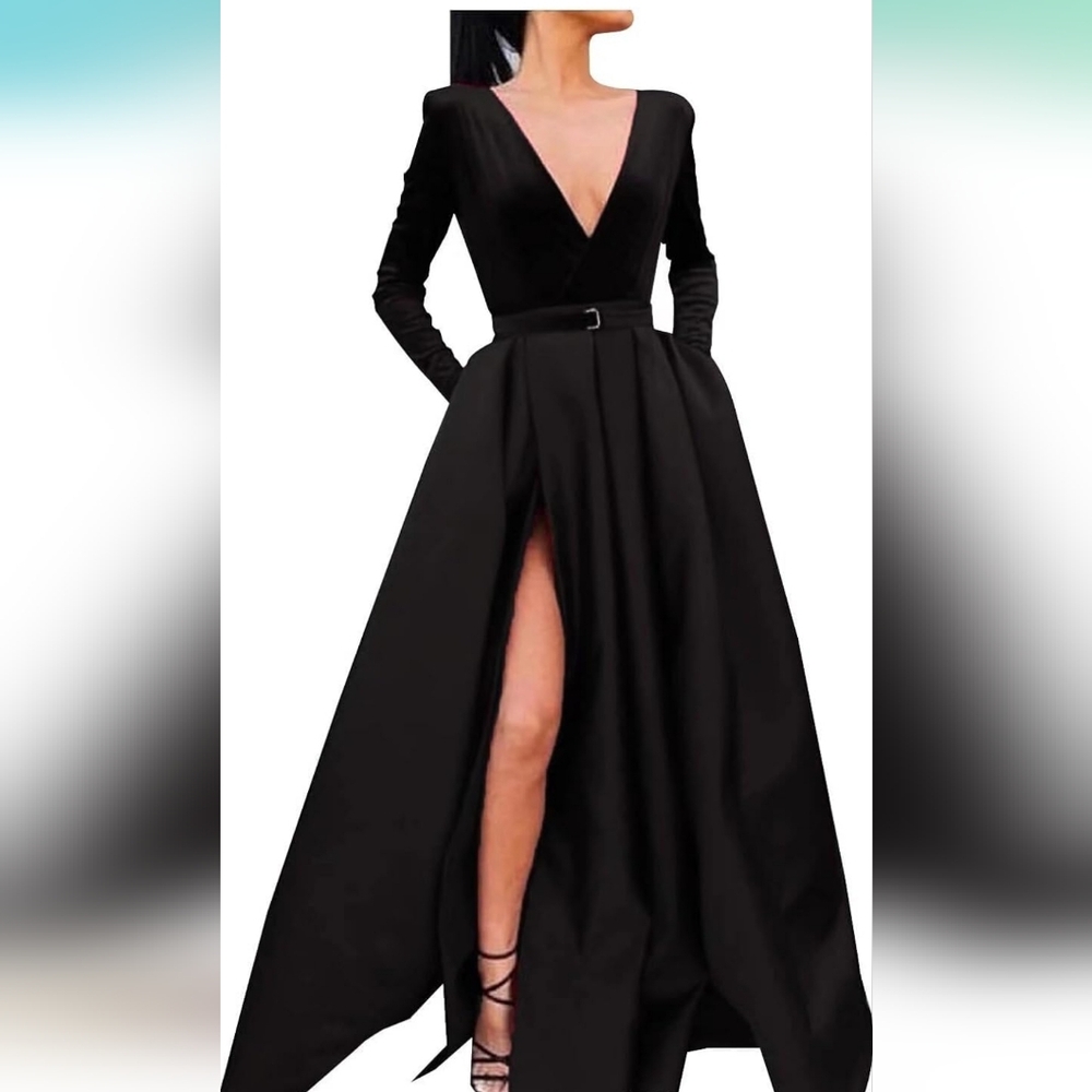 Elegant Black Evening Gown
